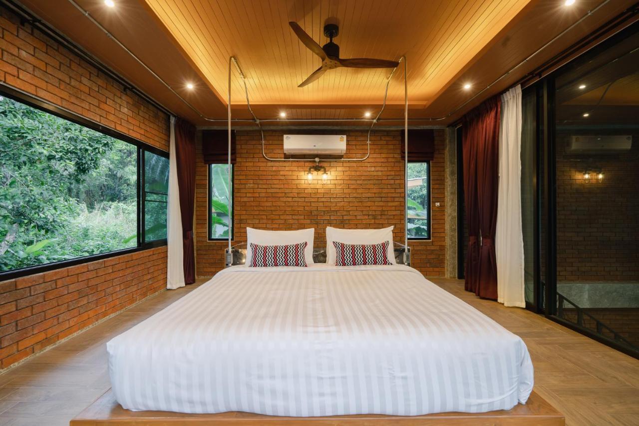 แกรนด์ฟาเธอร์ เขาหลัก รีสอร์ต Hotel ภายนอก รูปภาพ