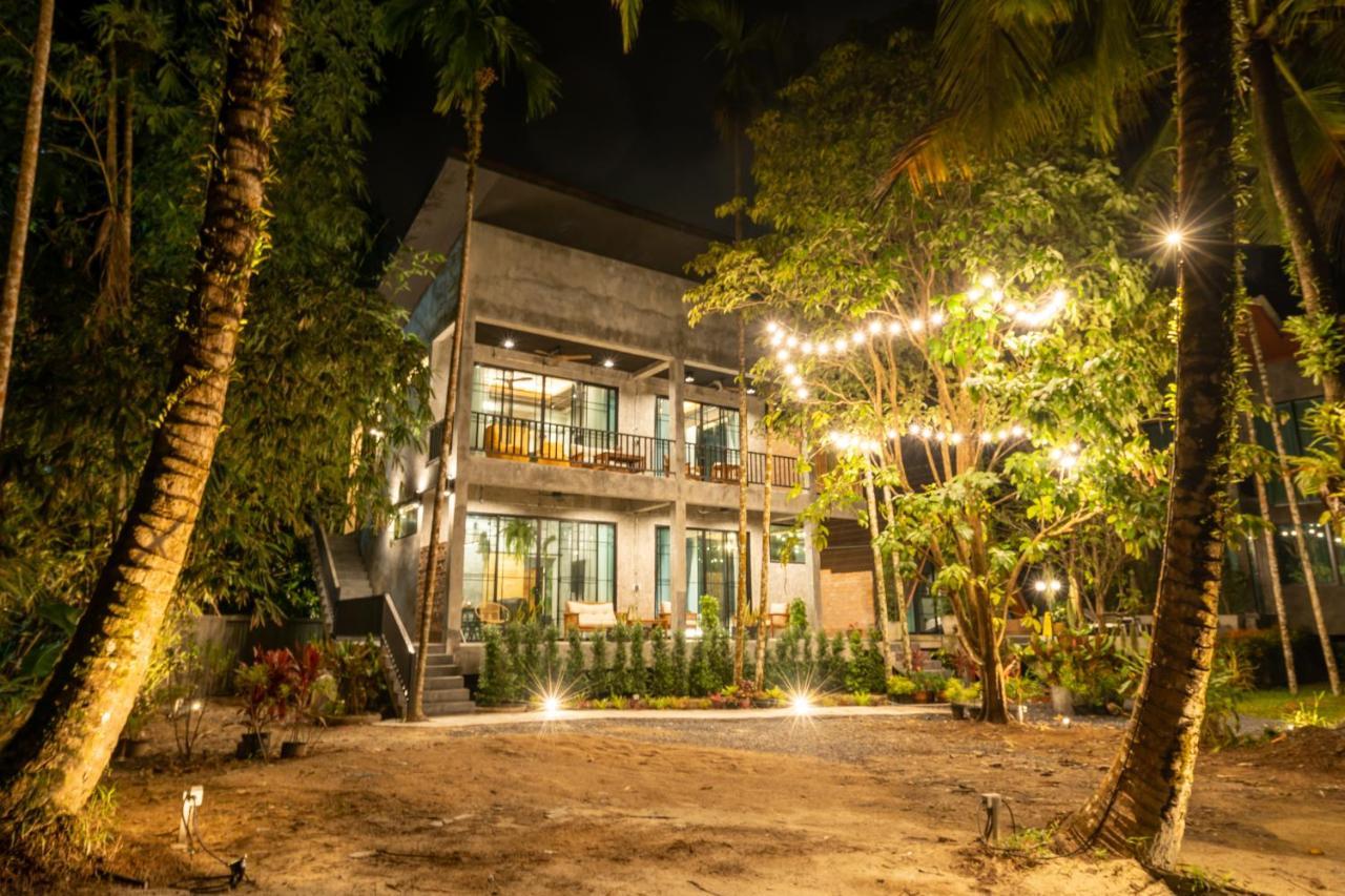 แกรนด์ฟาเธอร์ เขาหลัก รีสอร์ต Hotel ภายนอก รูปภาพ